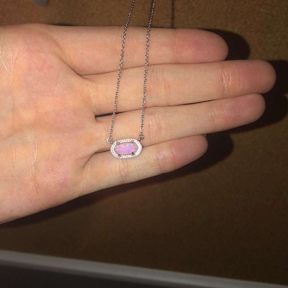 Kendra Scott Necklace!